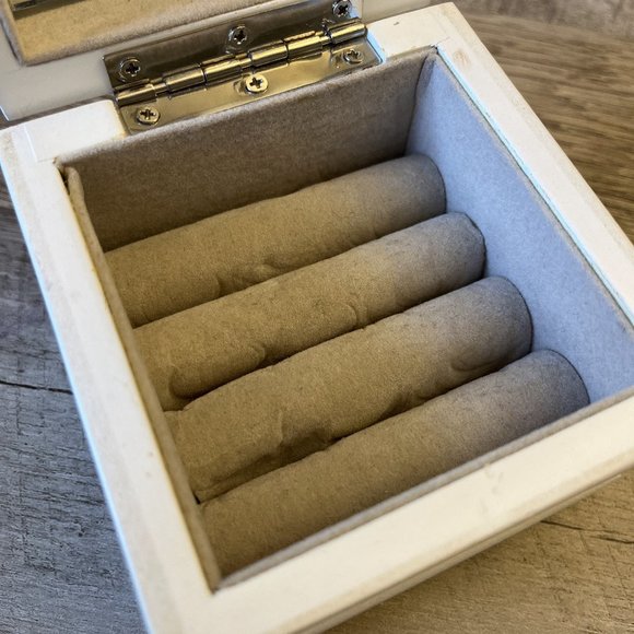 Small Jewelry Box - Picture 4 of 6